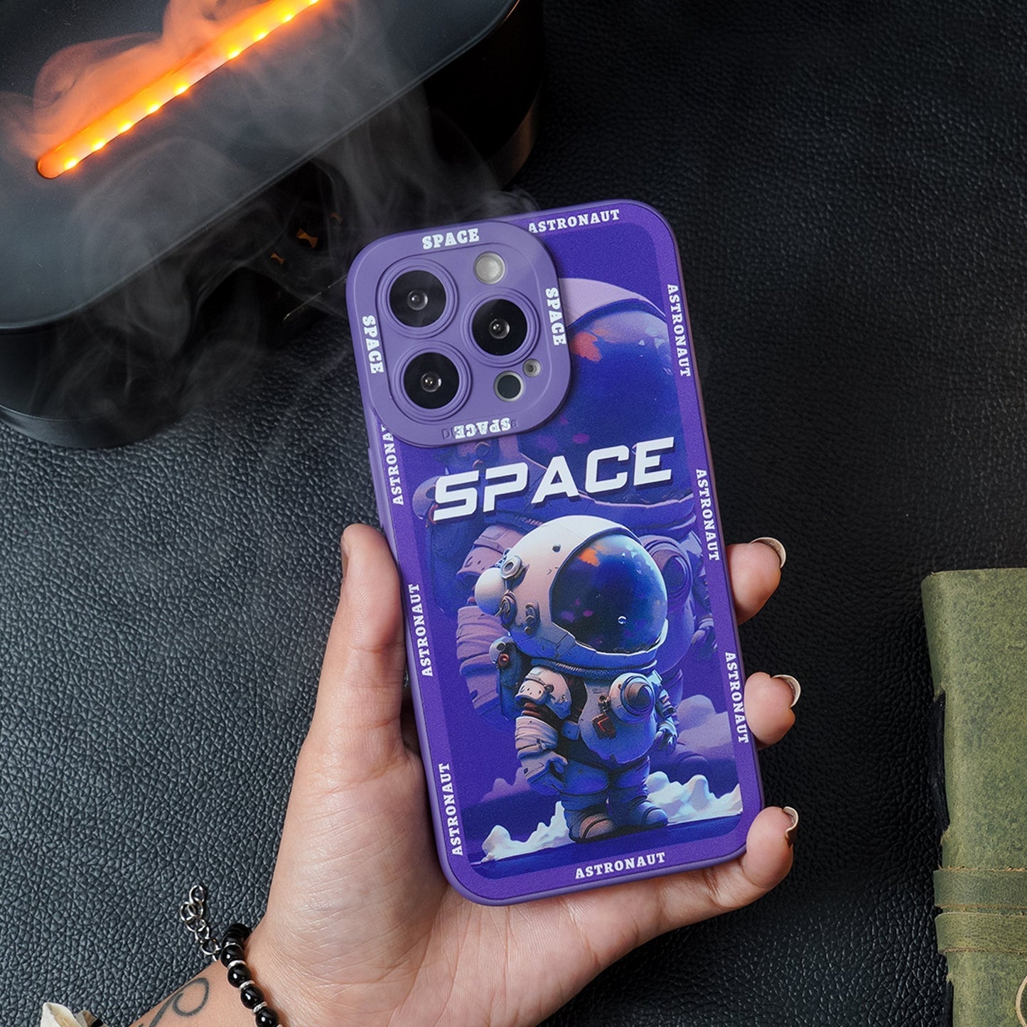 Luxury Space Astronaut Defender Case - iPhone casemarts