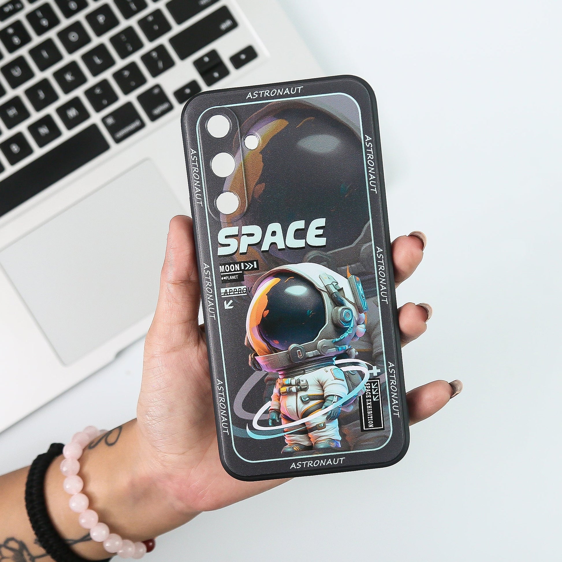 Stellar Space Astronaut Case- Samsung casemarts